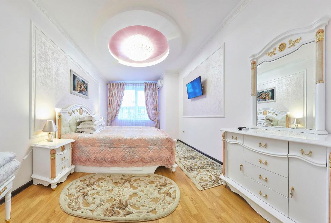 Luxury Apartments Truskavets Exterior photo